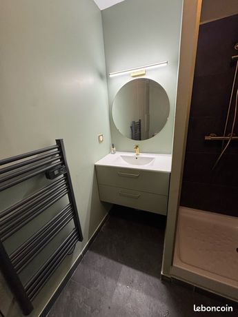 T2 apartment of 42 sqm with parking