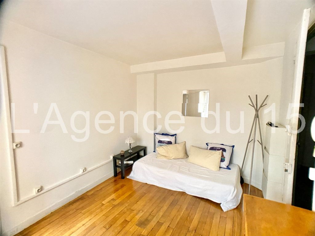 24sqm apartment for rent in Paris 15