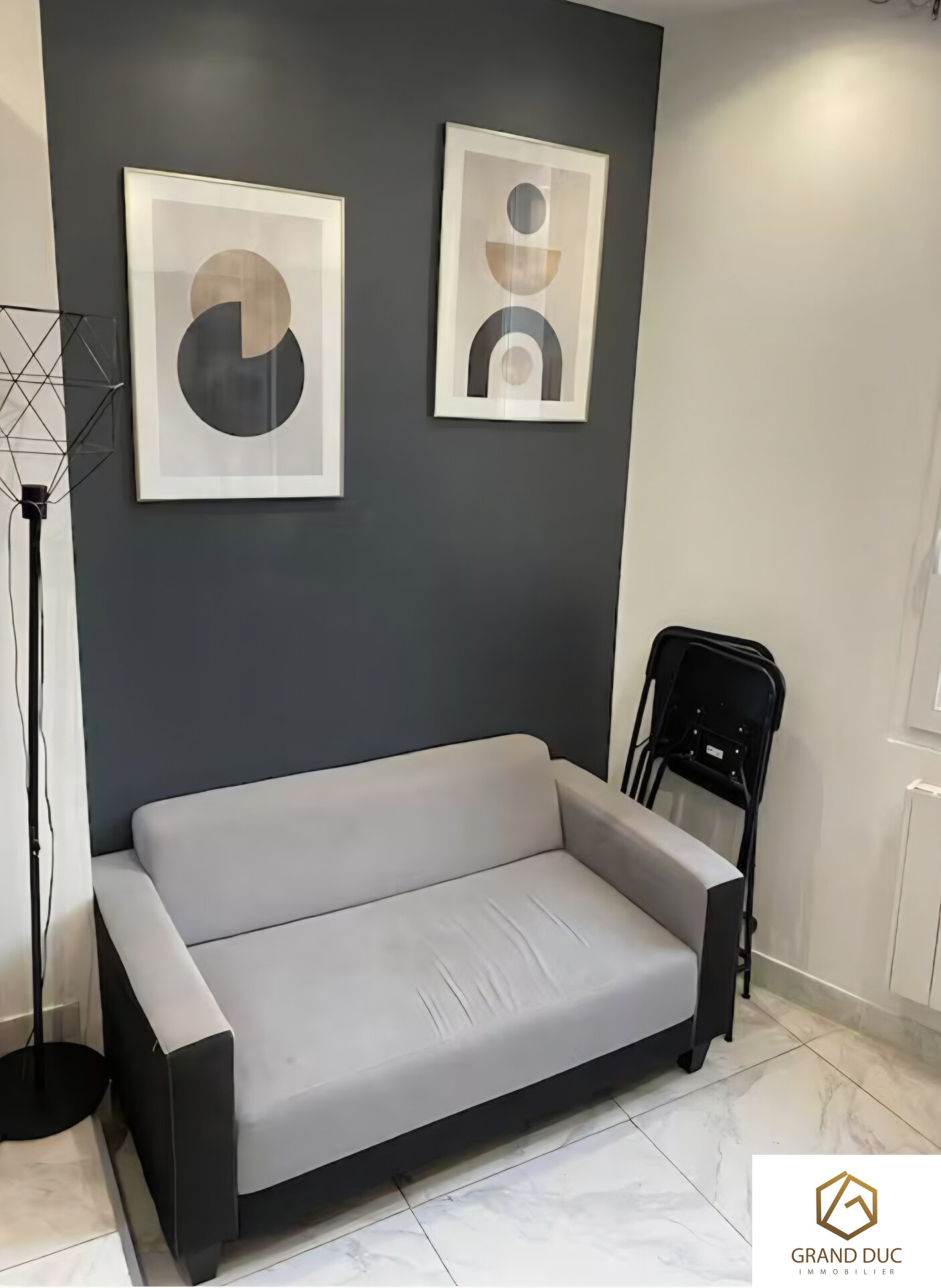 Furnished T2 rental equipped 100m from the M Cathedral