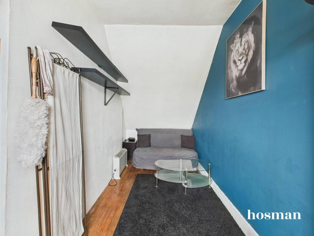 For sale, 11 sqm apartment in PARIS 16.