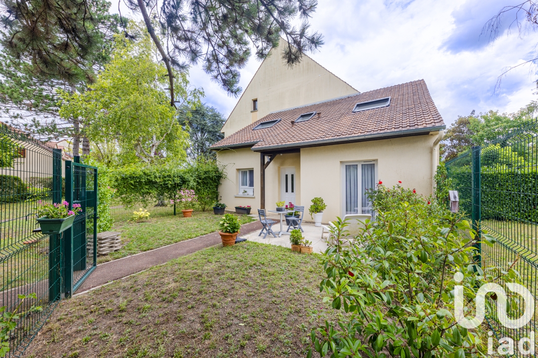 73sqm House with Office in Taverny 95150, Quiet and Bright