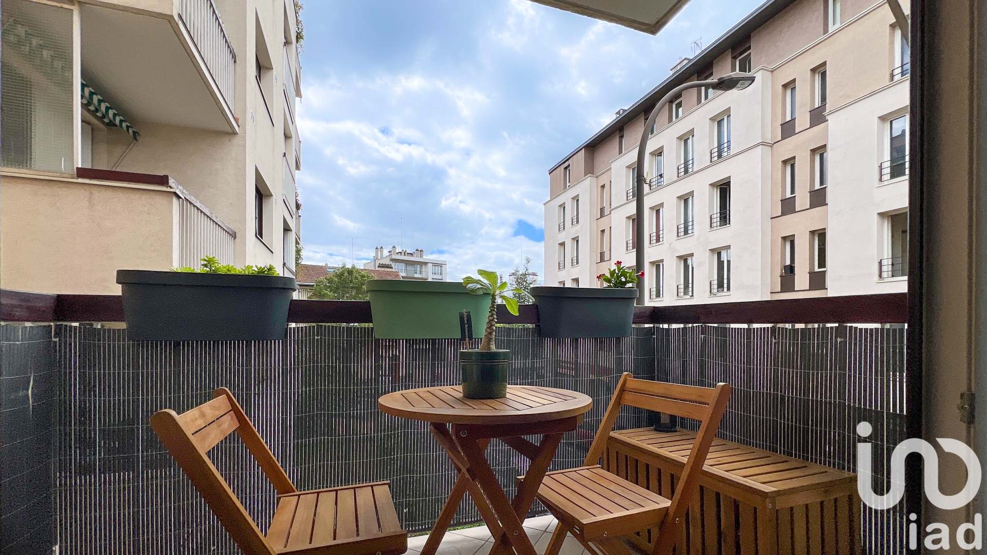 Appartement 57m² balcon parking Vincennes proche bois