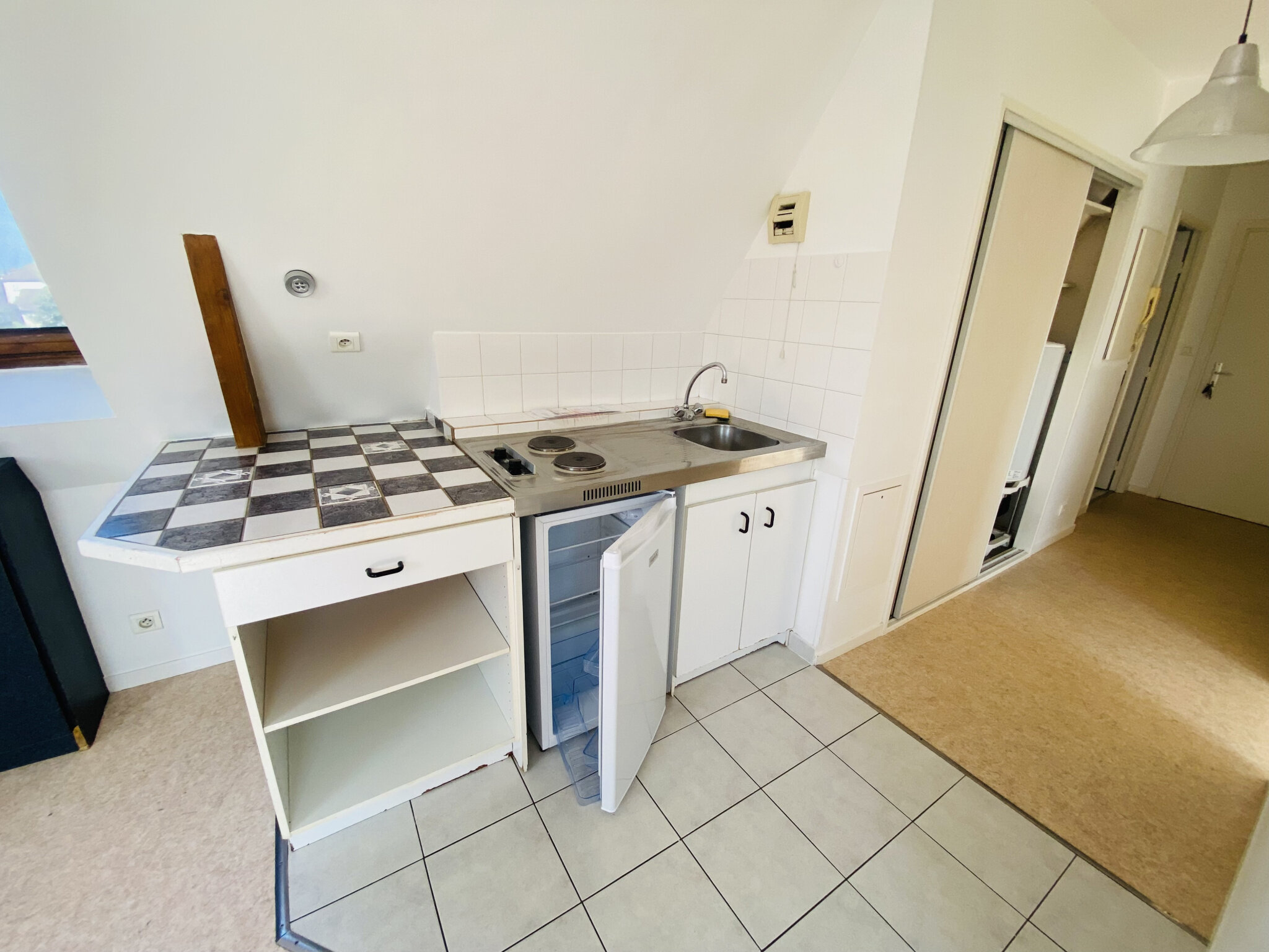 STUDIO APARTMENT 26.77 SQM MANTES LA JOLIE