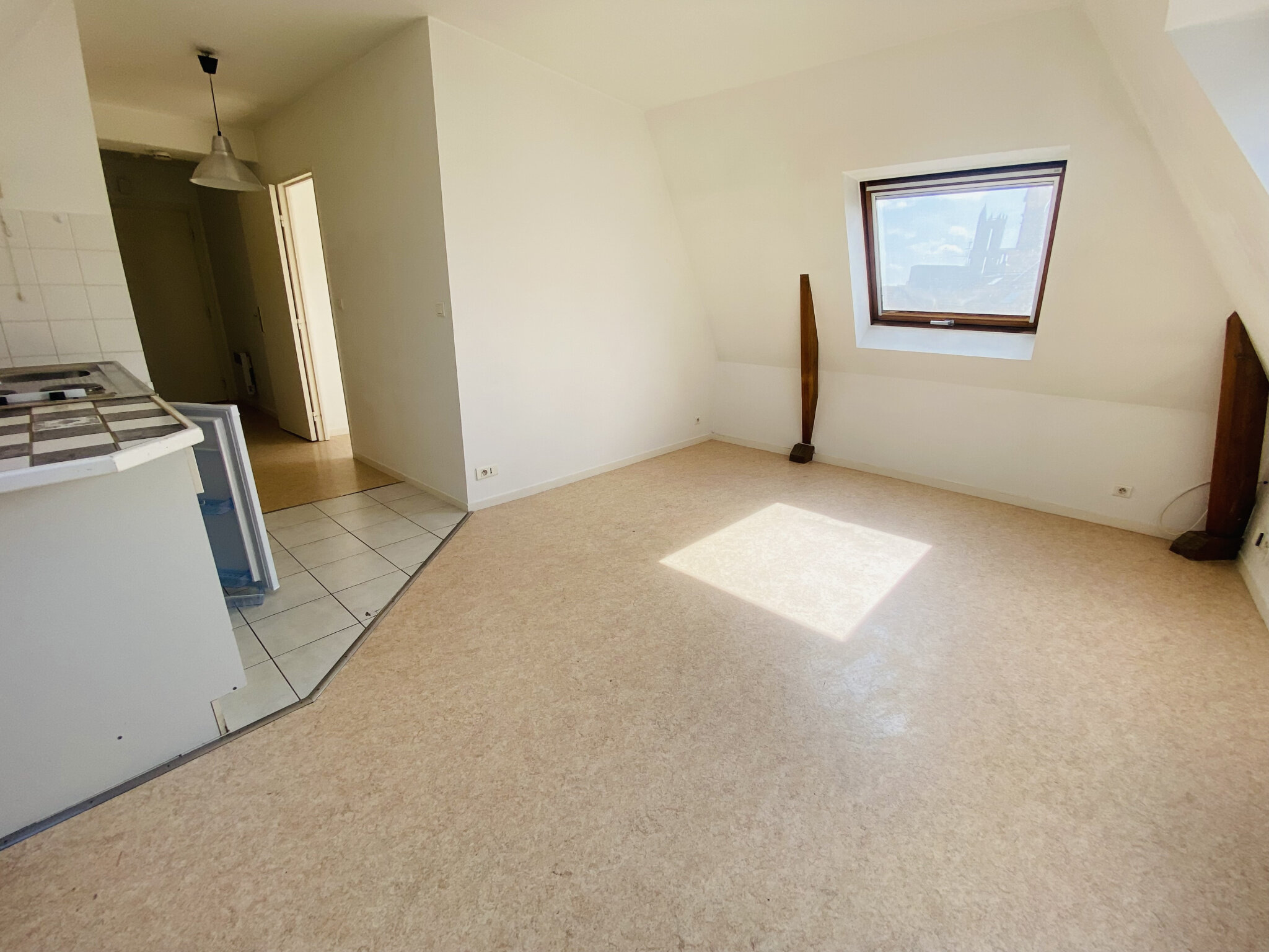 STUDIO APARTMENT 26.77 SQM MANTES LA JOLIE
