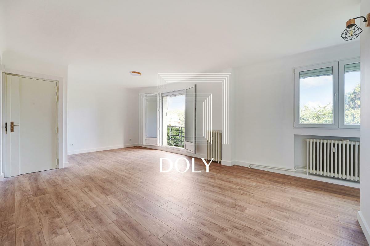 EXCLUSIVITY DOLY – SÈVRES / LEFT BANK
