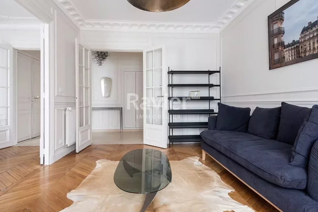 88 sqm apartment for rent in PARIS 19