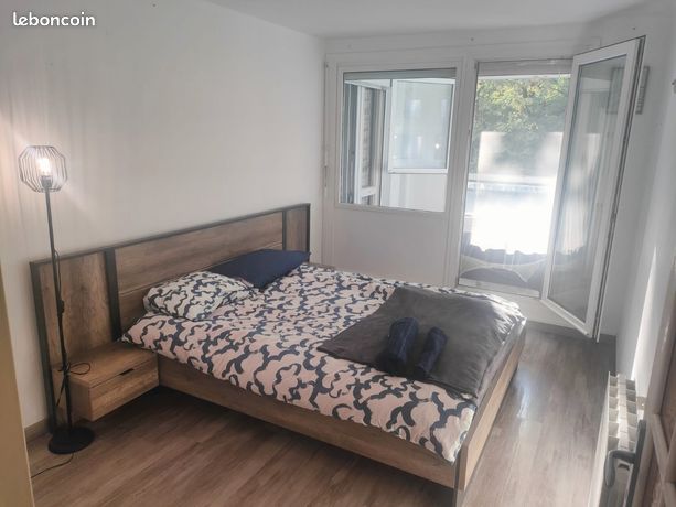 Furnished T3 apartment 80 sqm - 3 min from RER A Noisy-Champs - Quiet, no vis-à-vis, optional garage