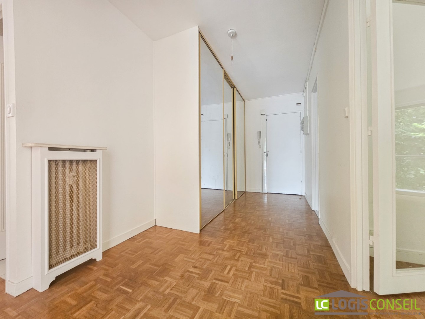 99sqm apartment for rent in CHATENAY MALABRY