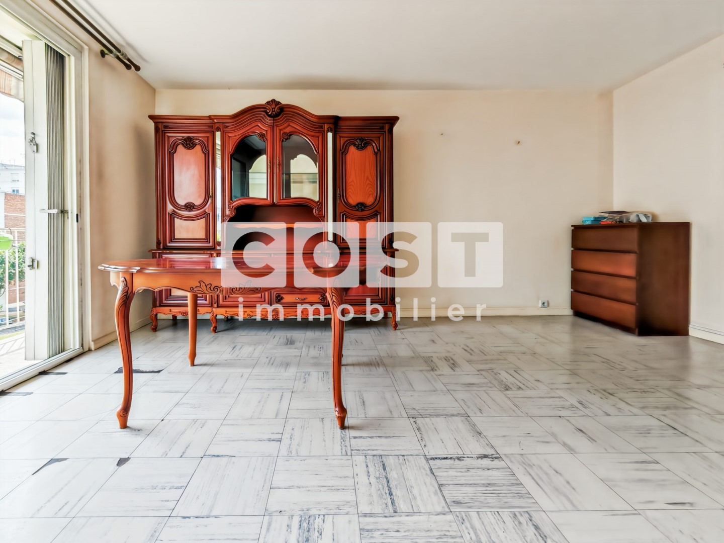 For sale: 75 sqm apartment in ASNIERES SUR SEINE.