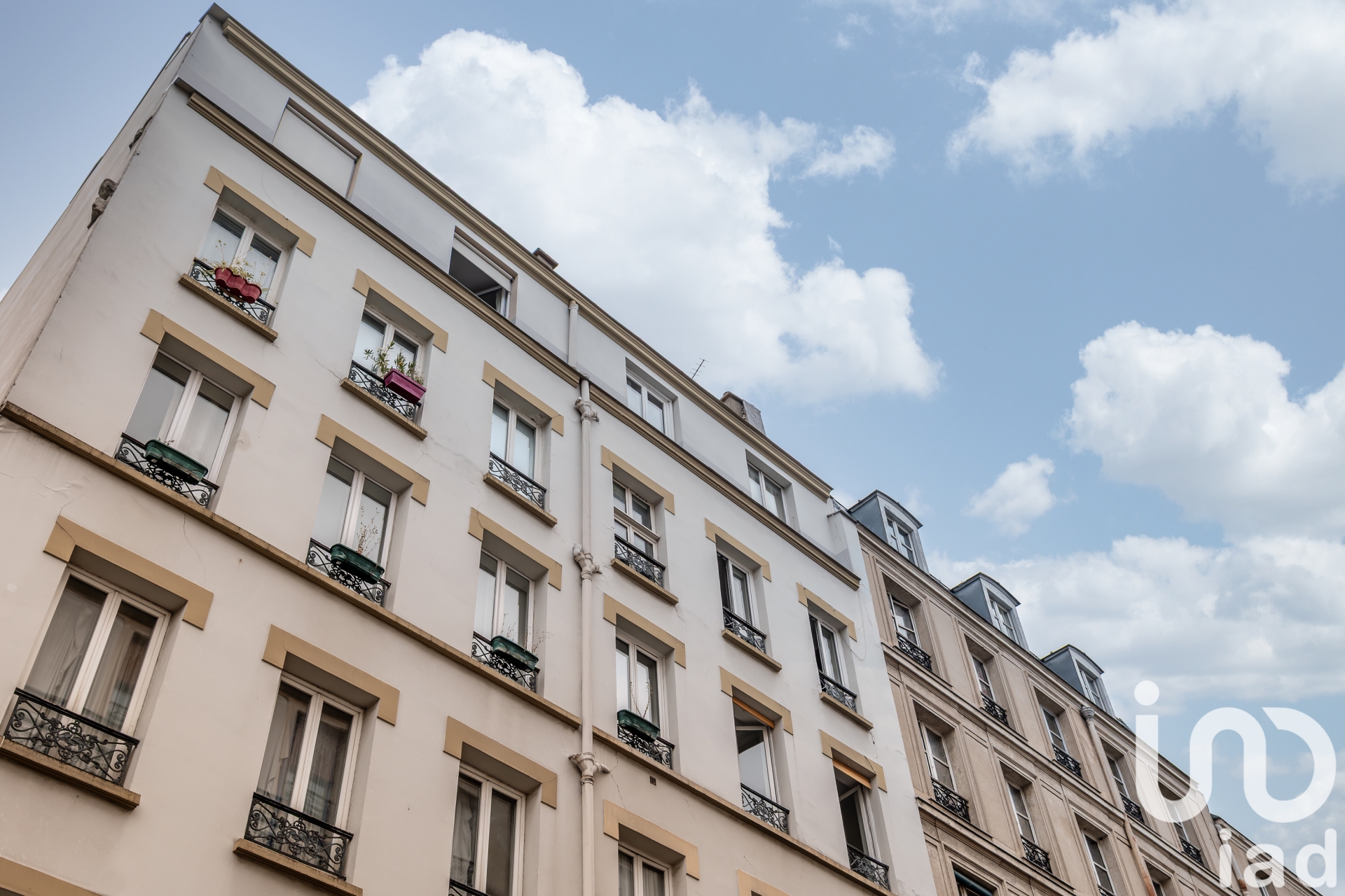 Apartment in Paris (75011)