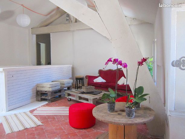 Four-room apartment in Avignon (84000)