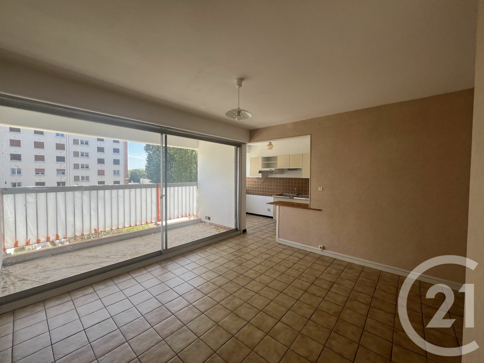 43 sqm apartment for rent in JUVISY SUR ORGE