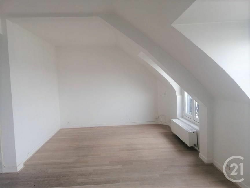 62 sqm apartment for rent in PARIS 17