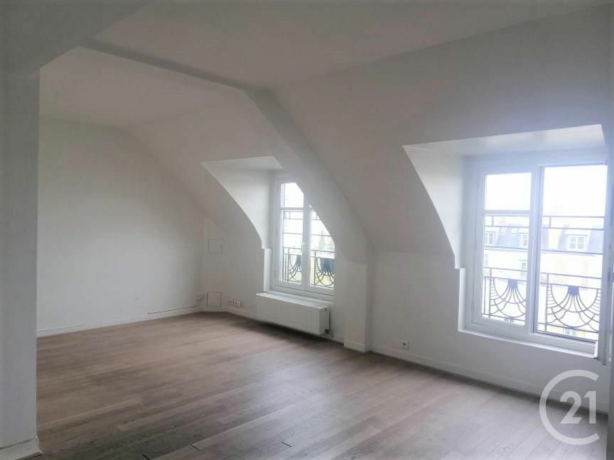 62 sqm apartment for rent in PARIS 17
