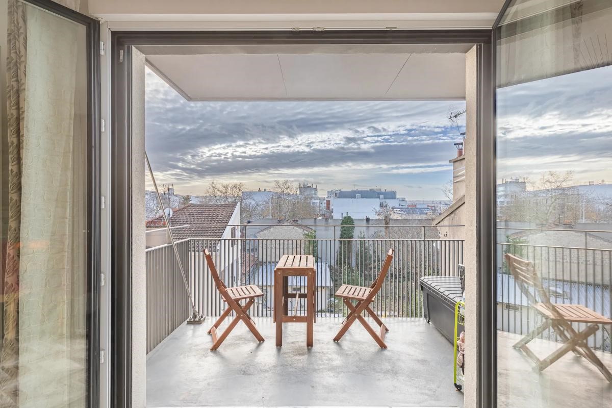For sale: 85sqm apartment in Nanterre