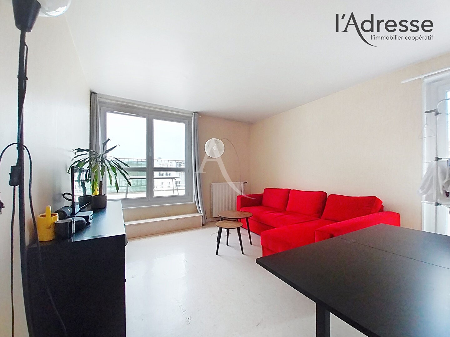 Apartment rental of 44 sqm in SURESNES