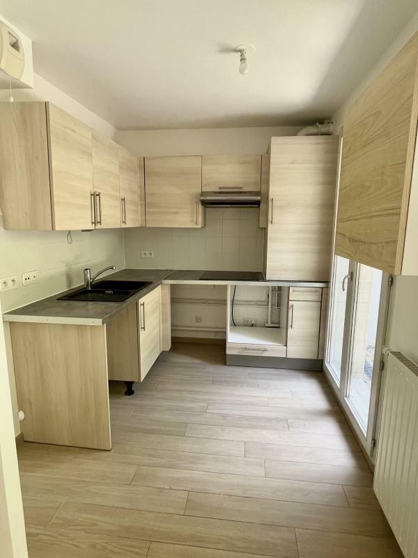 Four-bedroom townhouse in [location]