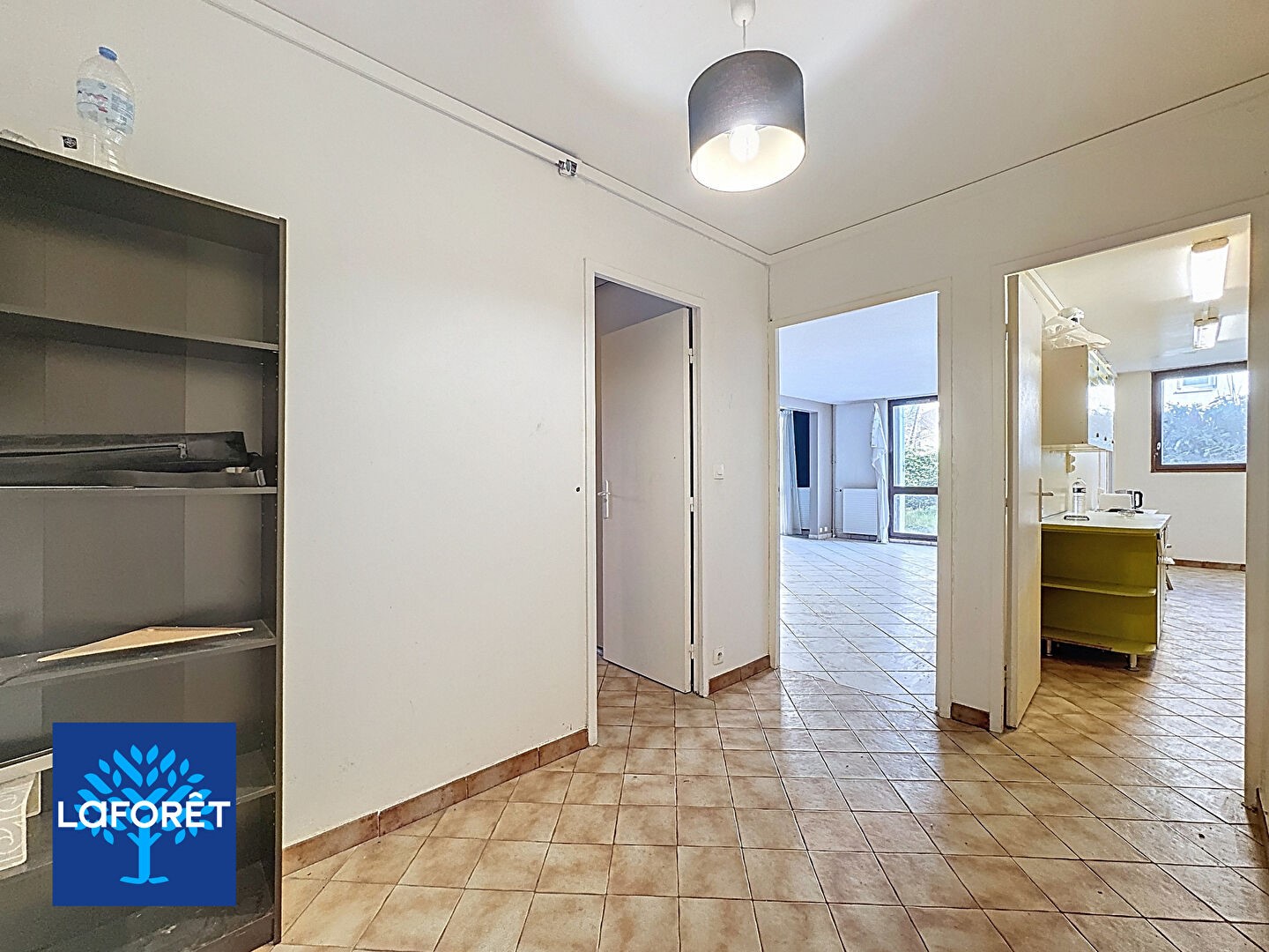 For sale, 103sqm apartment in Evry Courcouronnes.