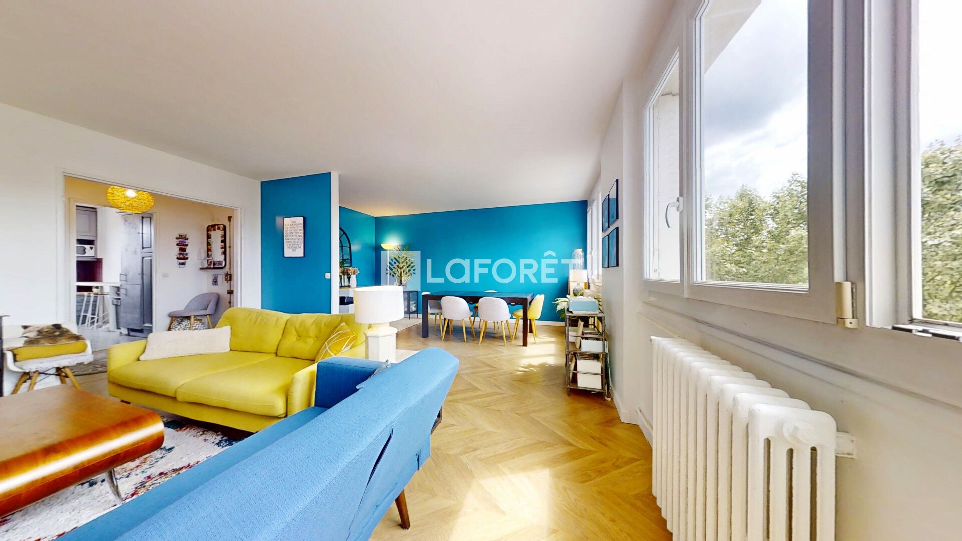 Sale apartment of 80 sqm in VIROFLAY