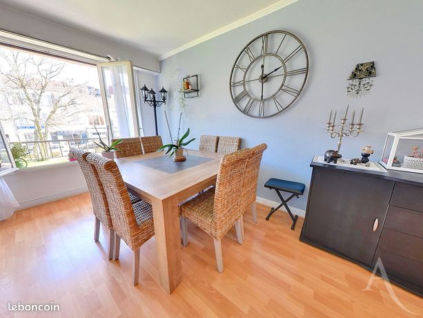 Four-room apartment in Montreuil (93100)