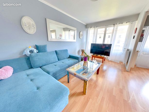 Four-room apartment in Montreuil (93100)