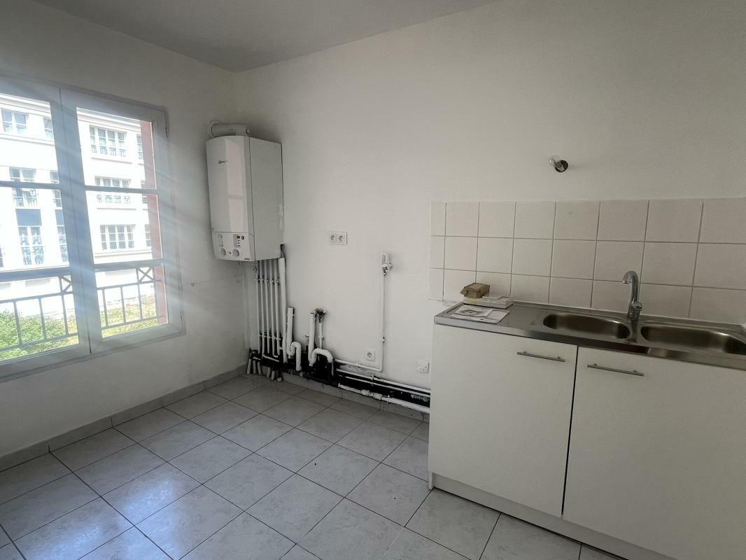 Plessis Robinson 4-room apartment lot 623