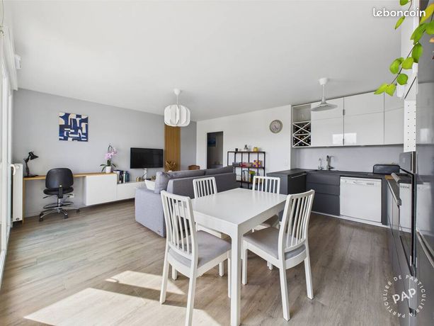 Sale of a 3-room apartment measuring 65.60 sqm in Livry-Gargan (93190)