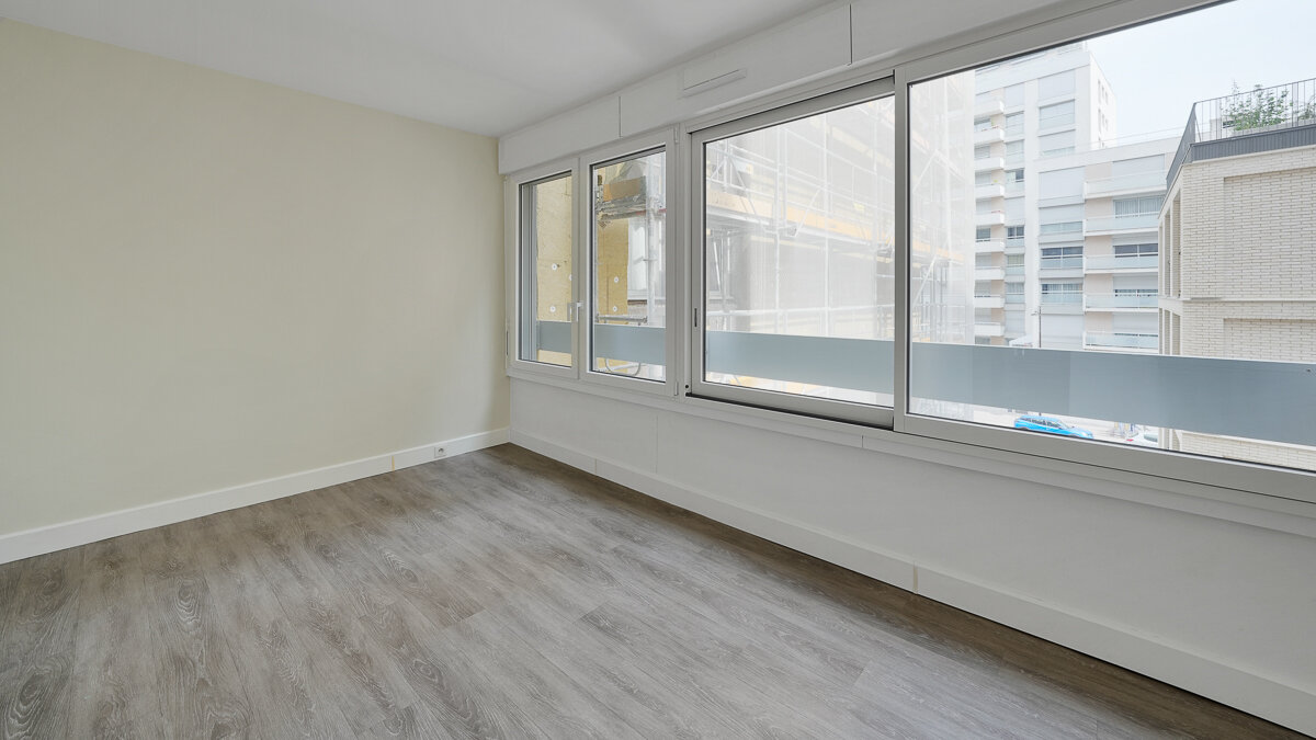 Apartment rental of 65sqm in PARIS 15