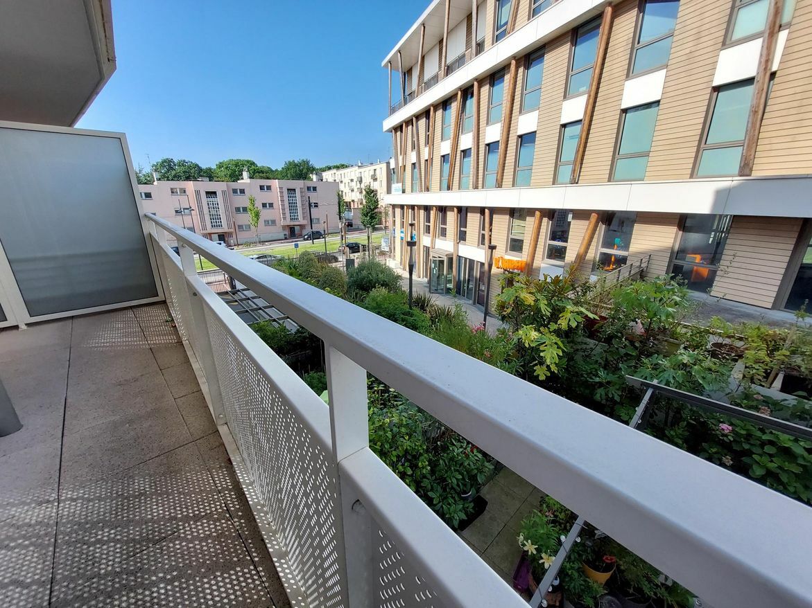 Apartment with Parking