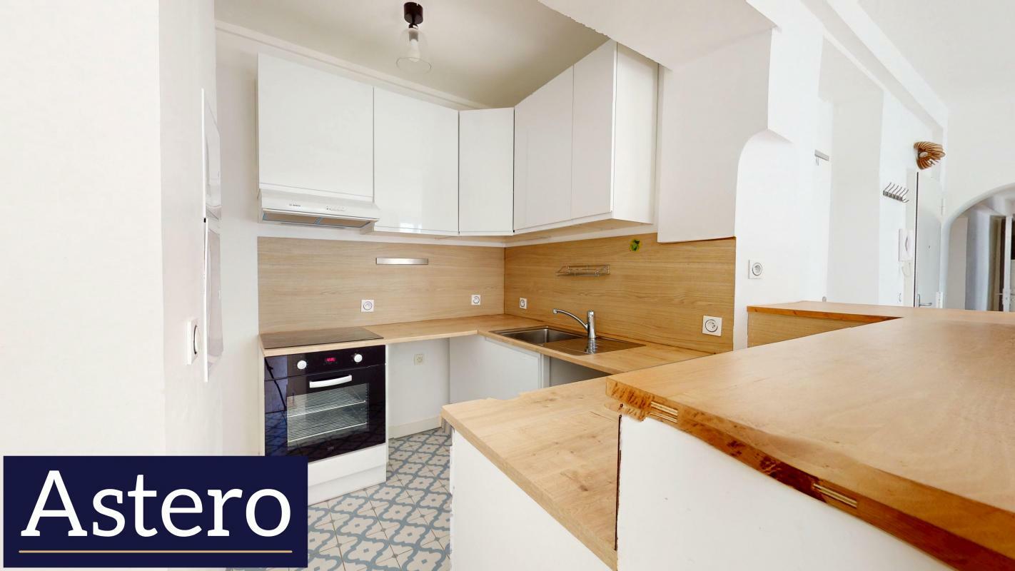Bright 3-Room Apartment 60 sqm in Saint-Germain-en-Laye