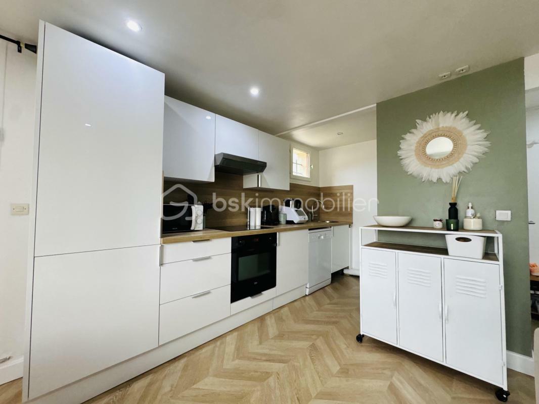 DUPLEX // RENOVATED T2 APARTMENT // LOW CHARGES