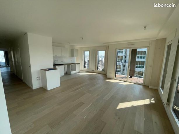 5-Room Apartment 110 sqm with Parking Paris 13 75013
