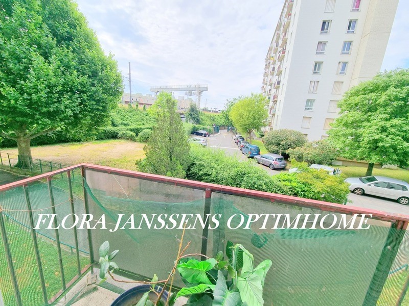 Appartamento 78mq con balcone Colombes Arc Sportif ristrutturazioni da fare