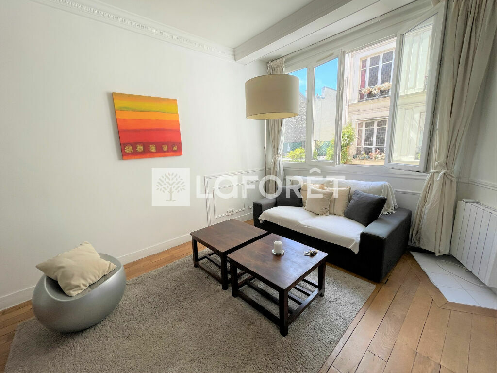 Apartment Paris 2 rooms 39 sqm