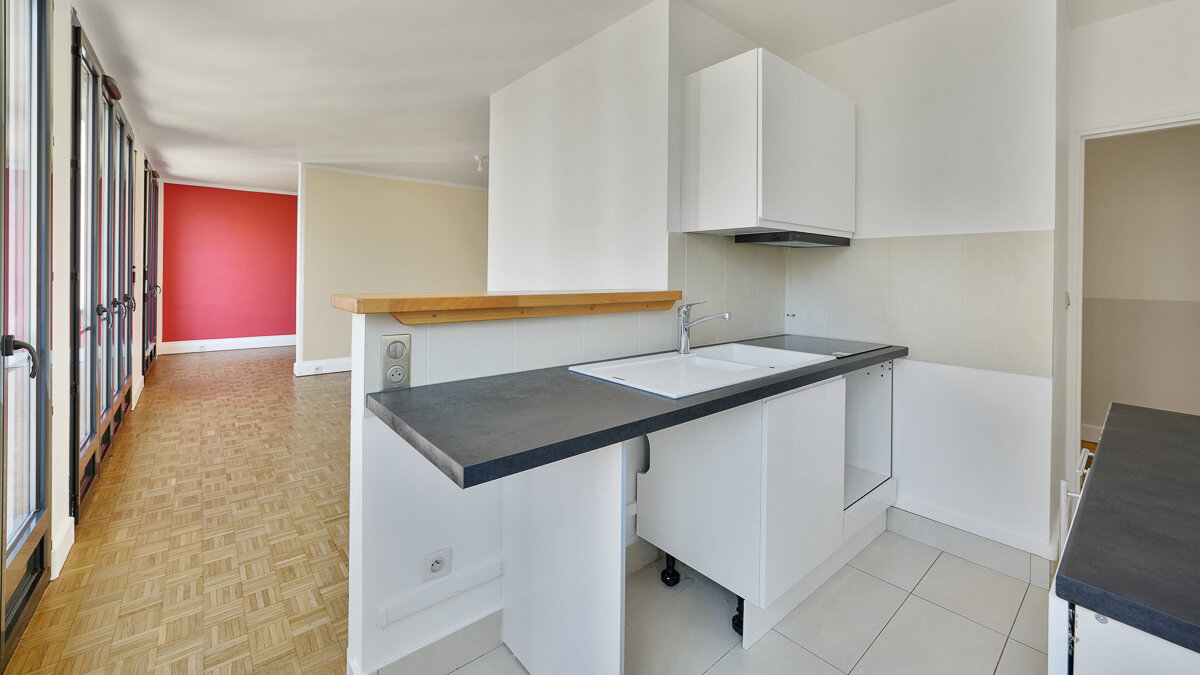 88sqm apartment for rent in Paris 15