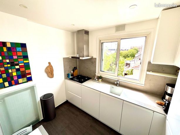 Four-room apartment in Alfortville (94140)