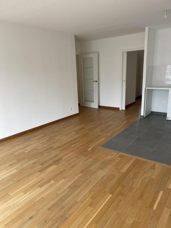 Location appartement de 68m2 à PARIS 16
