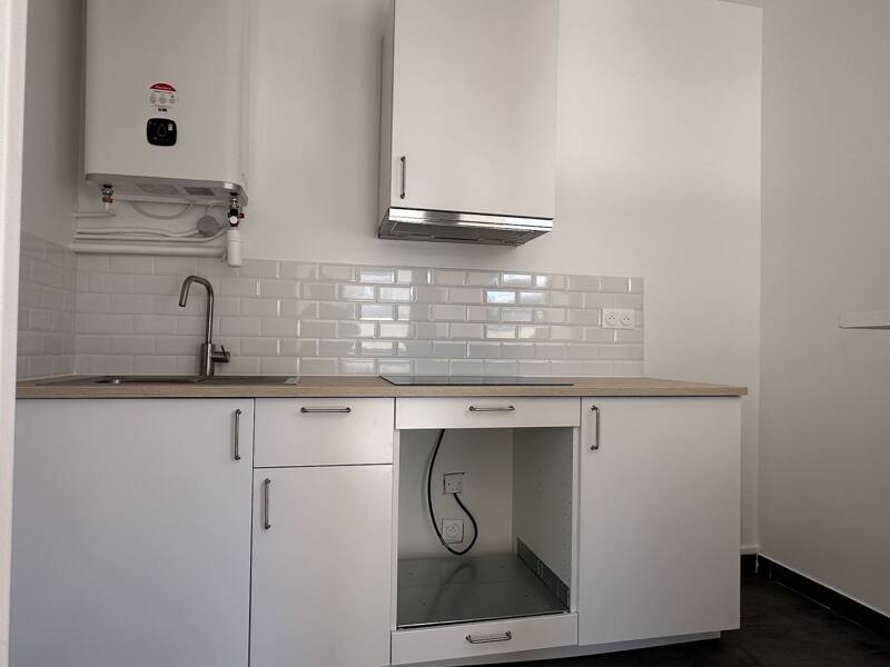 47 sqm apartment for rent in Clichy