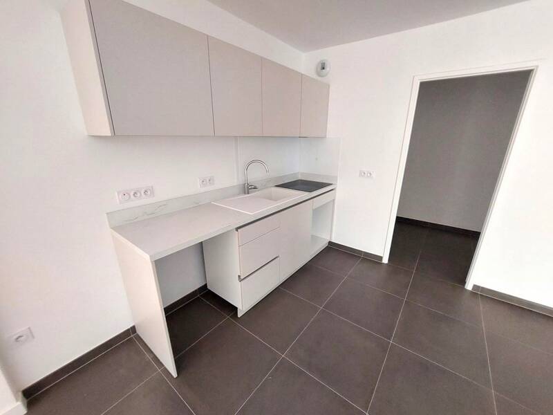 Apartment for rent of 91sqm in SAINT CLOUD