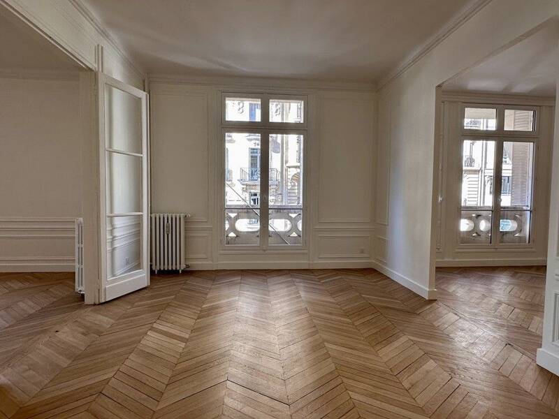 Location appartement de 227m2 à PARIS 8