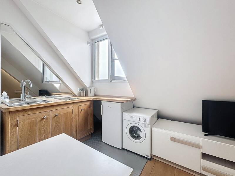 Location appartement de 8m2 à PARIS 16