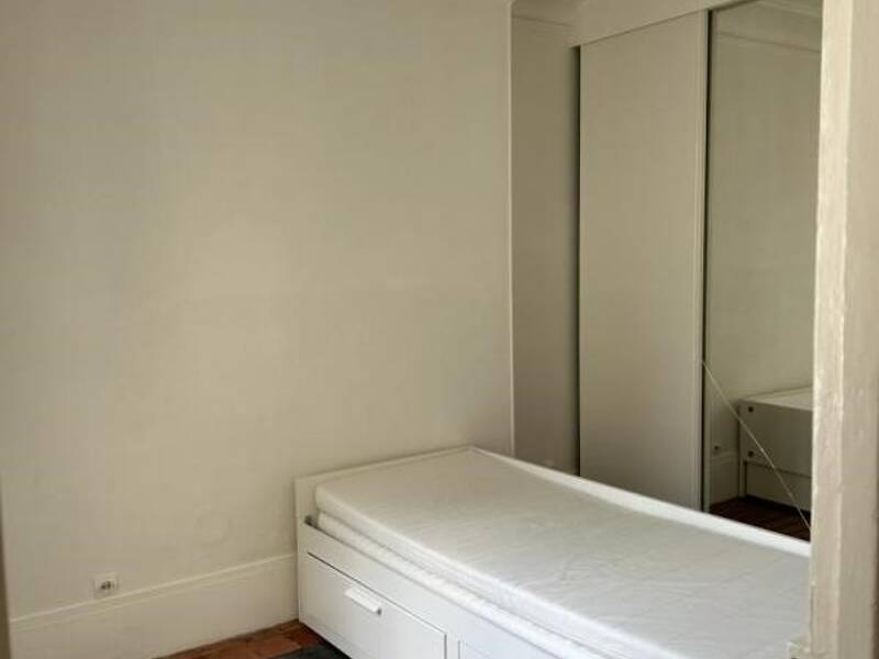 Location appartement de 35m2 à PARIS 18