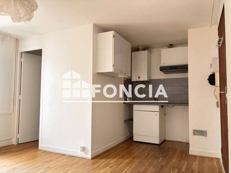 Location appartement de 18m2 à HOUDAN