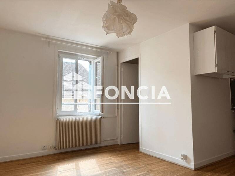 Location appartement de 18m2 à HOUDAN