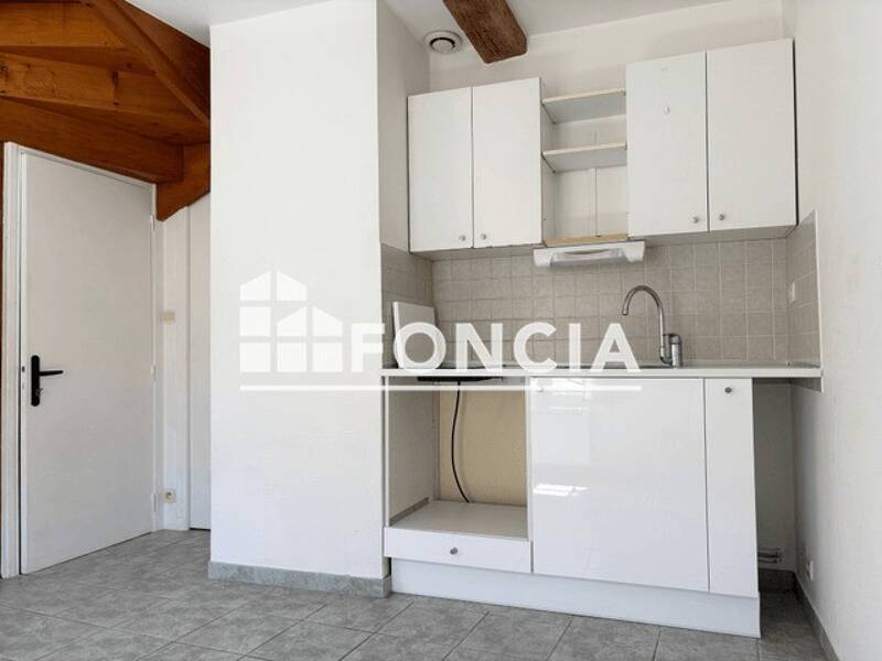 Location appartement de 21m2 à HOUDAN