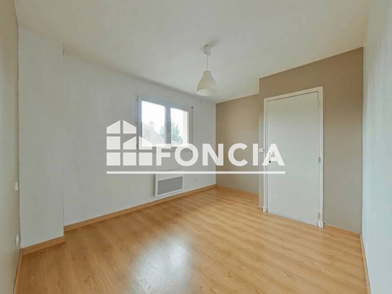 Apartment for rent of 64 sqm in ROSNY SOUS BOIS