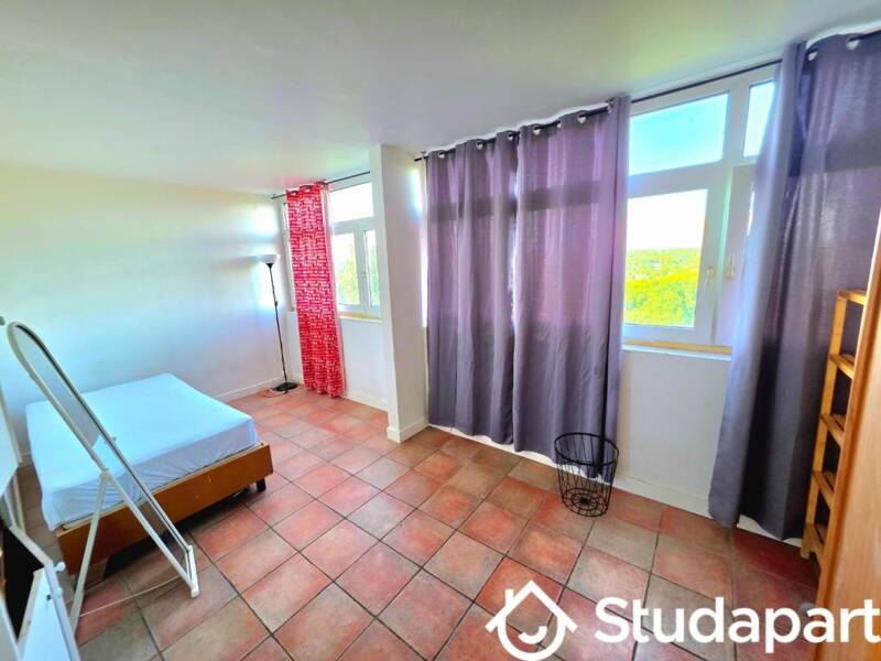 Rental apartment of 80 sqm in EVRY COURCOURONNES