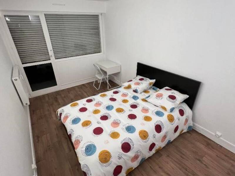 Apartment for rent of 18 sqm in Evry Courcouronnes