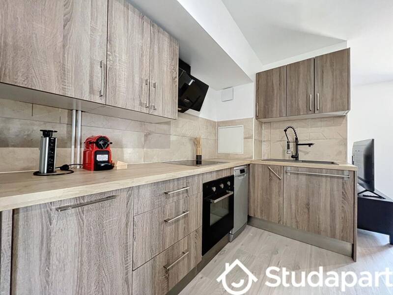 Apartment for rent of 43 sqm in Evry Courcouronnes
