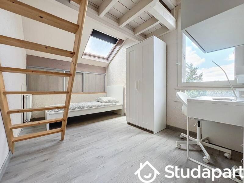 Apartment for rent of 43 sqm in Evry Courcouronnes